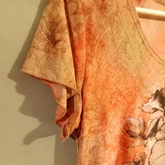 DB Established 1962 Peach Silky Floral Bell Sleeve Blouse wms Sz Med - Picture 10 of 13